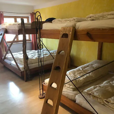 Schiff - Hostel Bihlerdorf