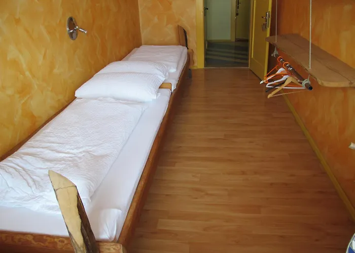 Schiff - Albergue Bihlerdorf