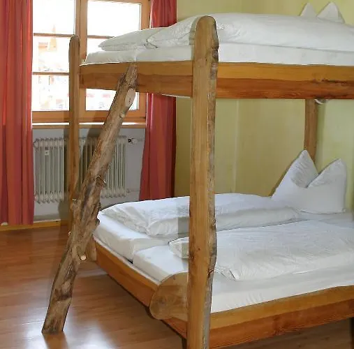 Hostel Schiff -