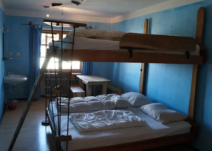 Hostel Schiff -