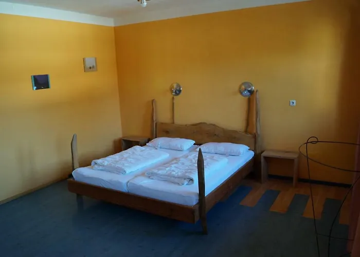 Schiff - * Bihlerdorf