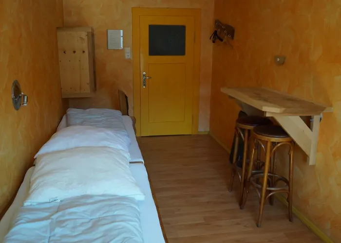 Schiff - * Bihlerdorf