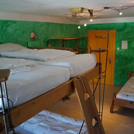 Schiff - Albergue *