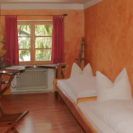 Schiff - Albergue *