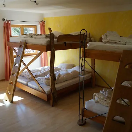 Schiff - Hostel Bihlerdorf