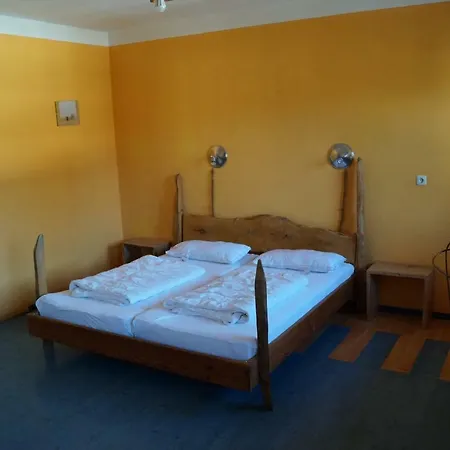 Schiff - * Bihlerdorf