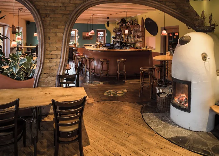 ホステル Schiff - *