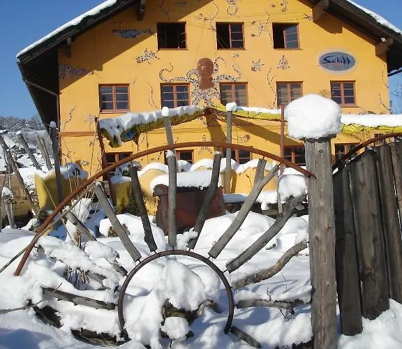 Hostel Schiff -